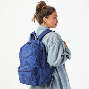 ALOHA COLLECTION Laulea Keep It Lt Backpack-current/navy