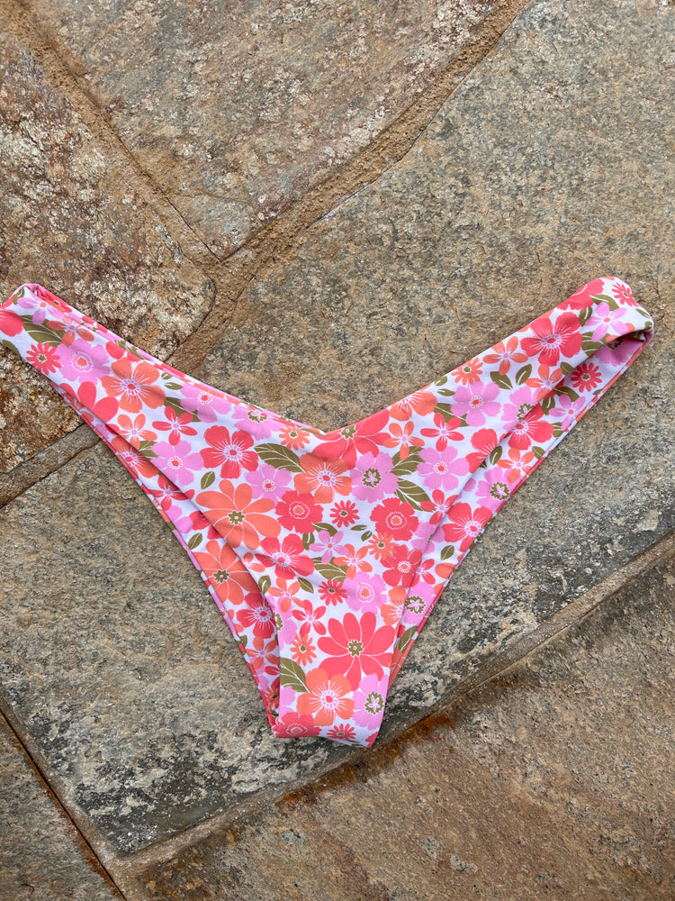 Peachy Flowers Cheeky V bikini bottom