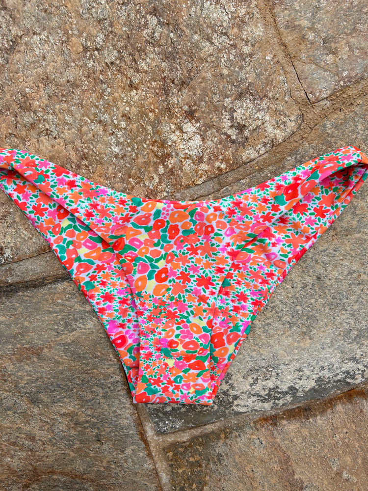 Summer Love12 Cheeky V bikini bottom