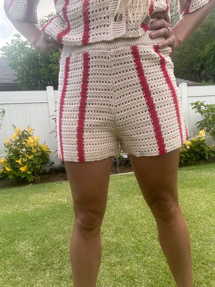 Sunset Drive crochet short