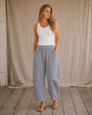 The Dockside Barrel Pant - Navy/White