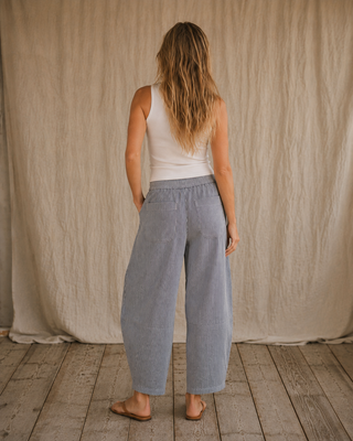 The Dockside Barrel Pant - Navy/White