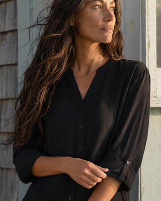 The Overlook Top - Black