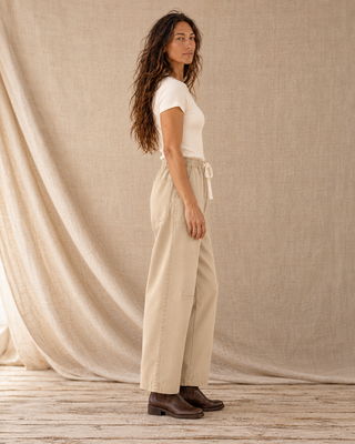 Avril Pant - Khaki