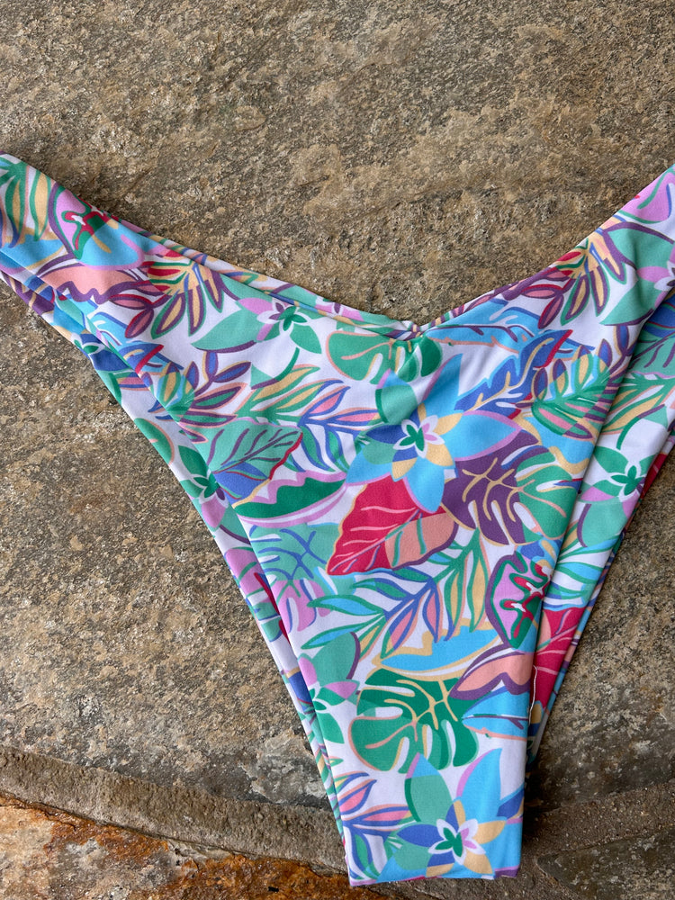 Hawaiian Leaves Cheeky V bikini bottom