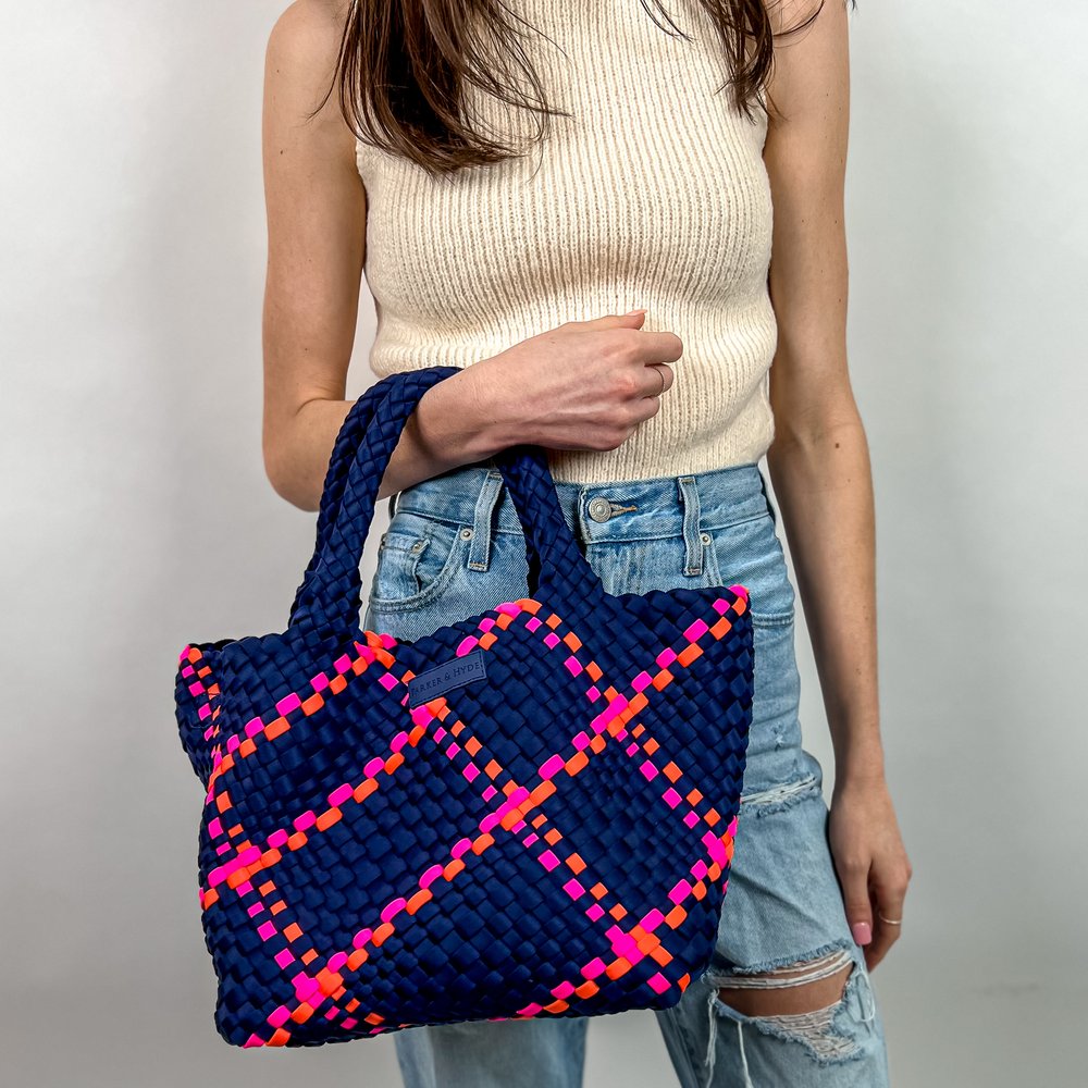 PARKER & HYDE Classic Woven Tote-Navy Multi