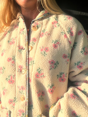 Sherpa Bouquet fleece jacket-Cream