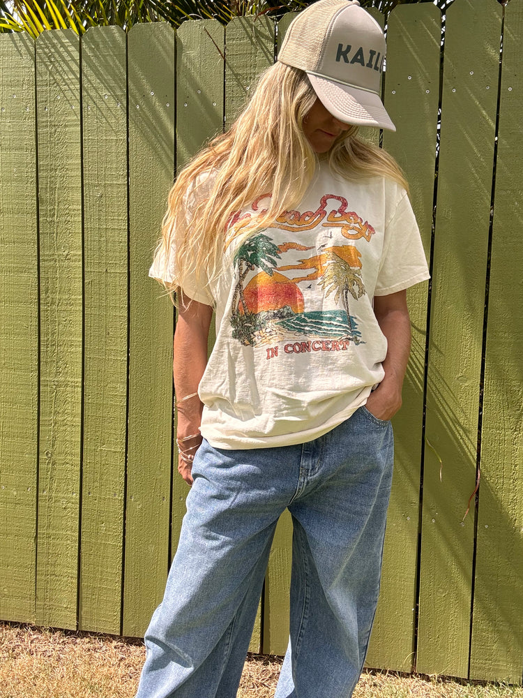 The Beach Boys In Concert thrifted tee