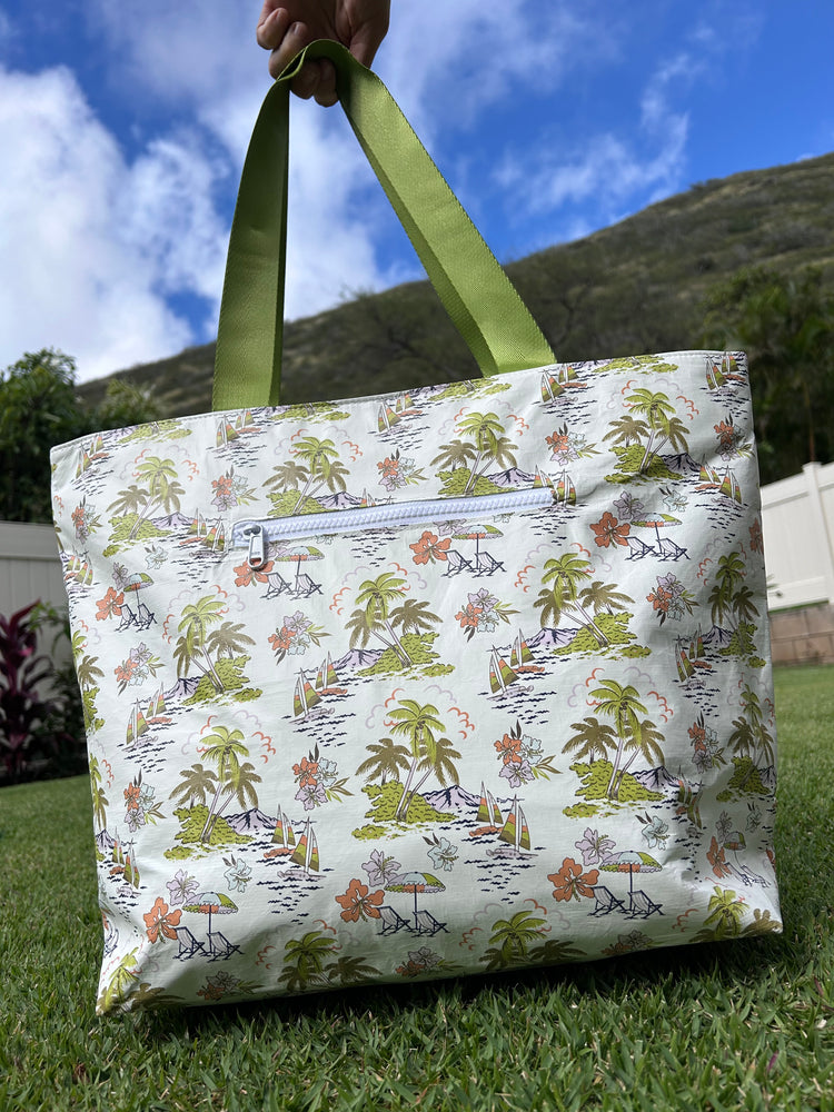 Ivory Tropical Keg tote bag