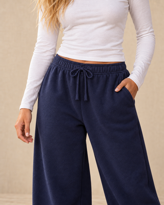 Coastal Comfort Sweatpants - Deep Navy