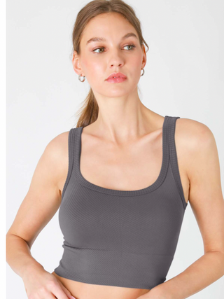 NIKIBIKI Chevron Ribbed Crop Top