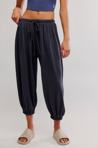 FREE PEOPLE Momentum Pants in Black