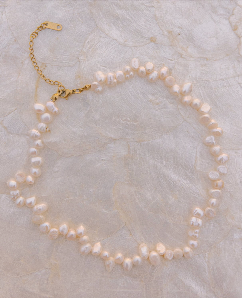 Islander pearl beaded necklace