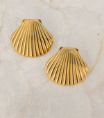 VOYAGE Scallop Shell earrings