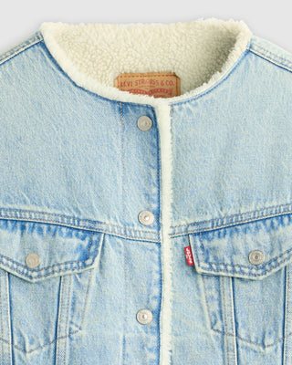 LEVI'S 90s Shrunken Collarless Trucker Jacket in Light Wash