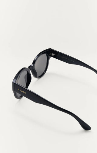 ZSUPPLY Lunch Date Polarized Sunglasses in Polished Black/Grey