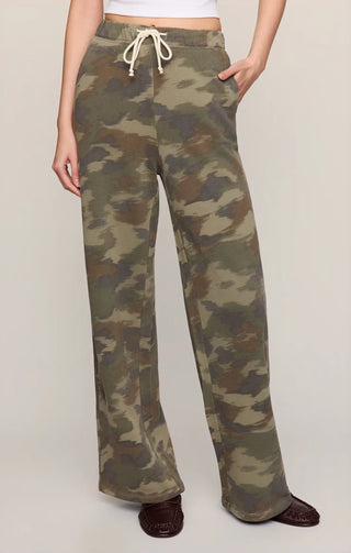 Hunter Camo Pant in Classic Olive