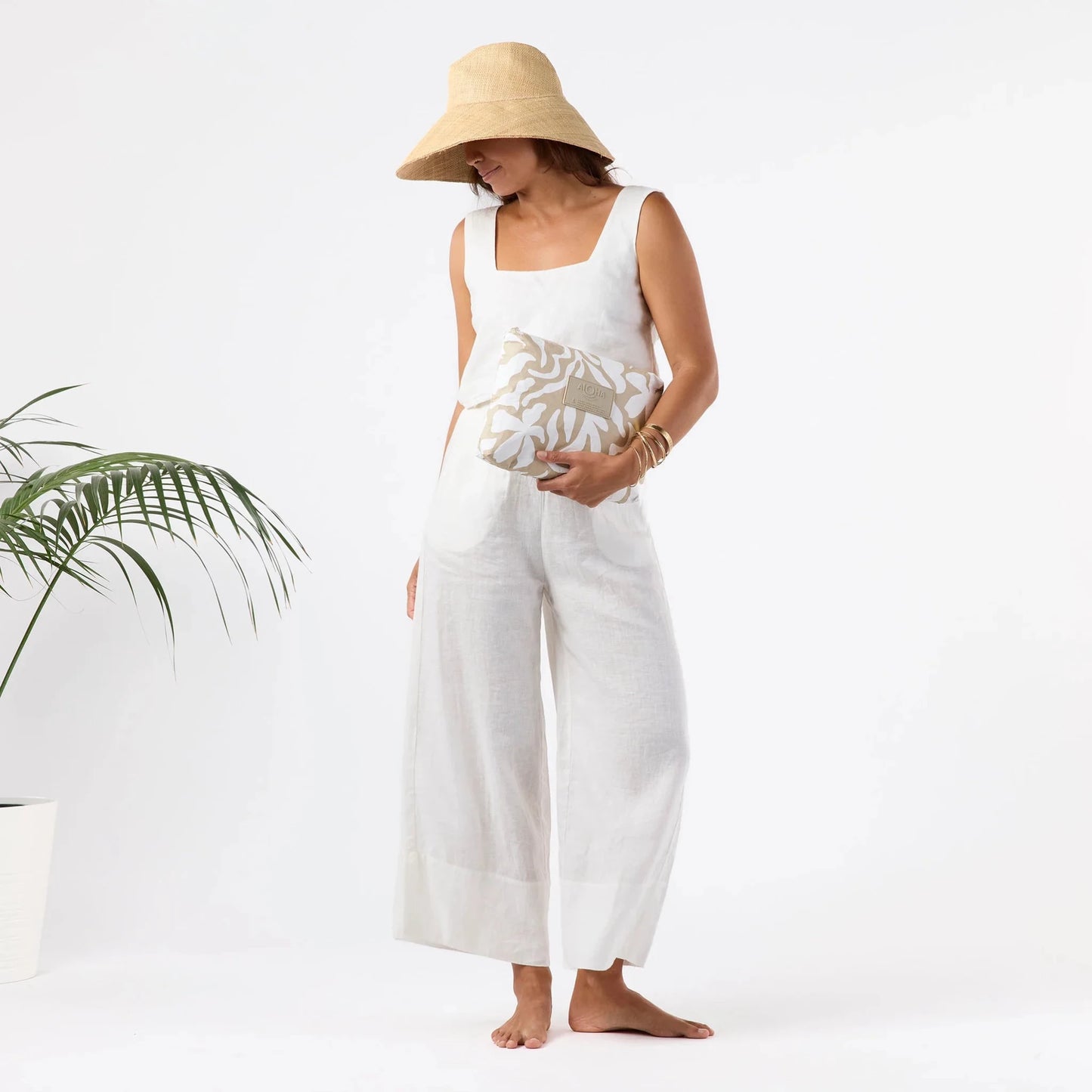 ALOHA COLLECTION Float Mid Pouch - Latte - The Salty BabePouch