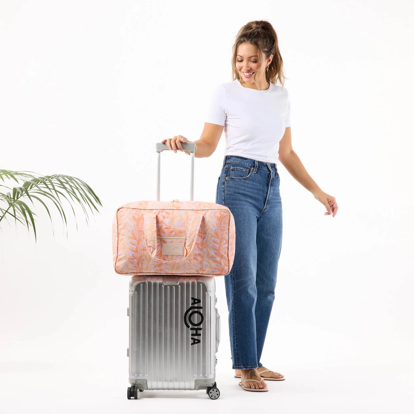 ALOHA COLLECTION Keep It Lt Lei Stand Weekender - Peachy - The Salty BabeBags