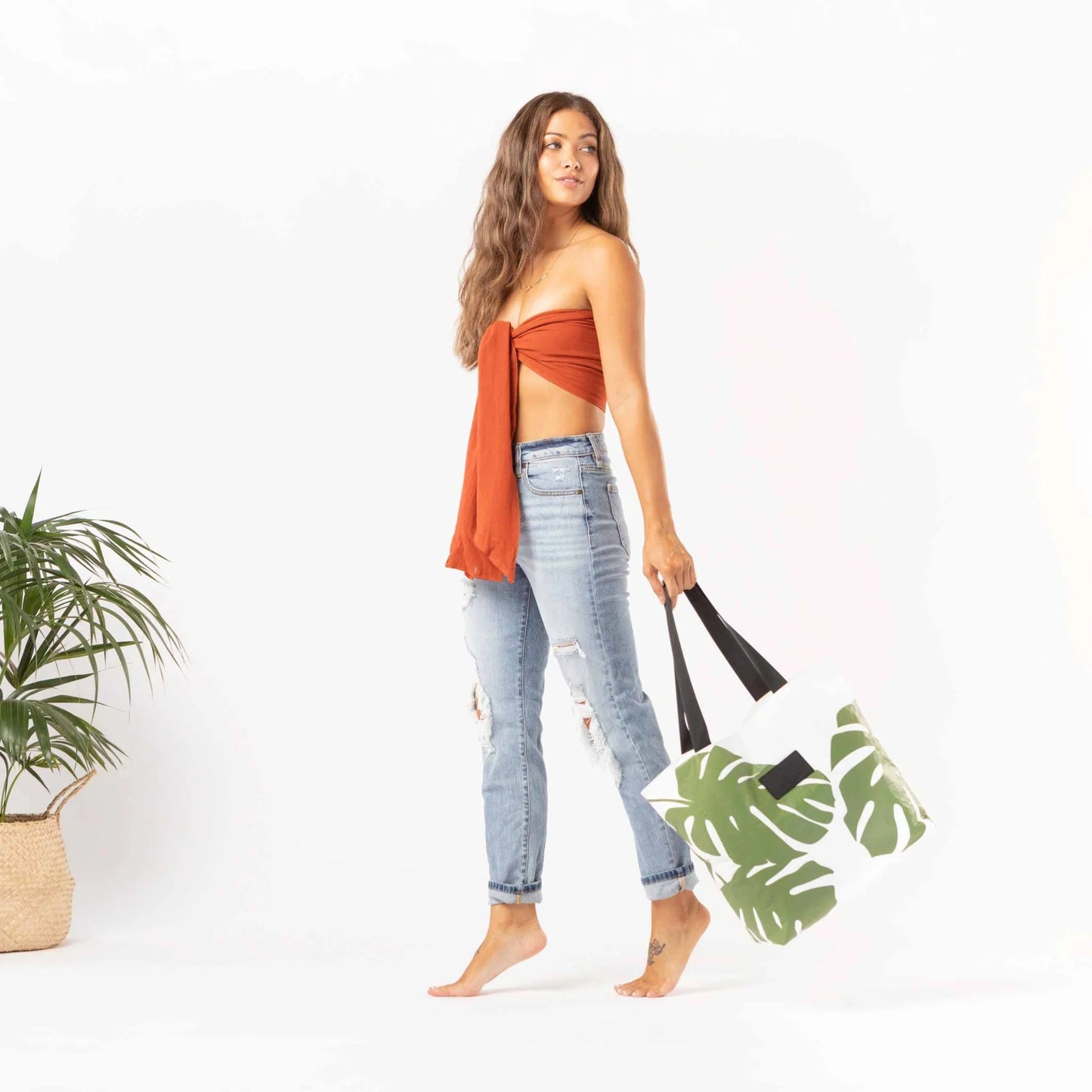 ALOHA COLLECTION Monstera Day Tripper - The Salty BabeTote Bag