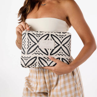 ALOHA COLLECTION Pasifika Mid Pouch - Black/Sandstone - The Salty BabePouch