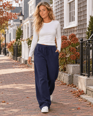 Coastal Comfort Sweatpants - Deep Navy | The Salty Babe