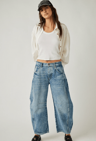 FREE PEOPLE Good Luck Mid Rise Barrel Jean - Ultra Light Beam - The Salty BabeDenim Pants