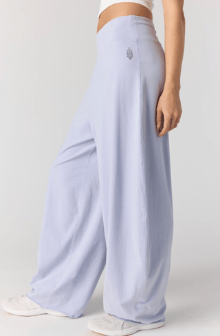 FREE PEOPLE Hot Shot Easy Pants - Slate - The Salty BabePants
