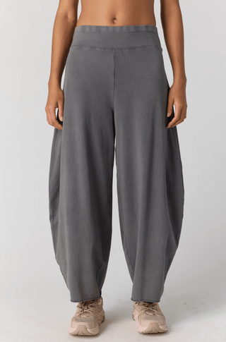 FREE PEOPLE Hot Shot Easy Pants - Vintage Black - The Salty BabePants