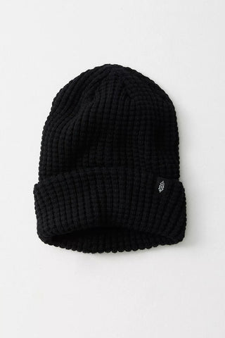 FREE PEOPLE Movement Cool Down Beanie in Black
