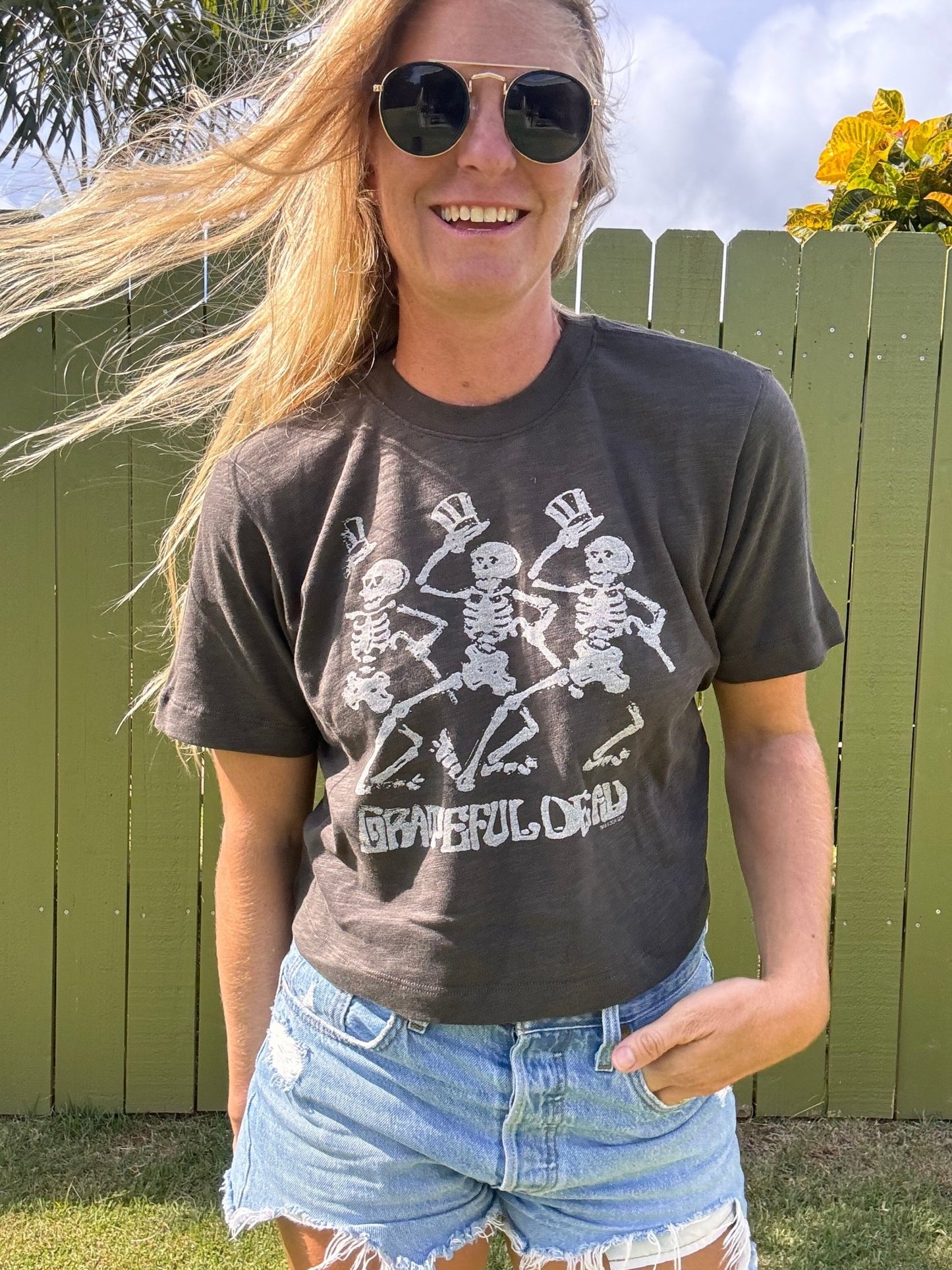 Grateful Dead Skeleton crop tee - The Salty BabeGraphic Tee Shirts