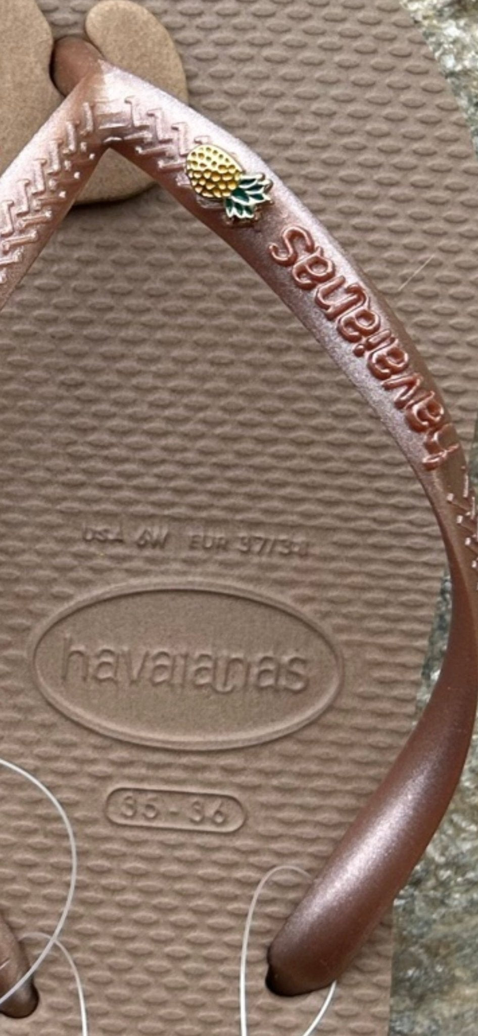HAVAIANAS Slim Hawaii Myo Sandal - Rose Gold - The Salty BabeFootwear