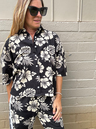 Las Olitas Top - Black - The Salty BabeTop