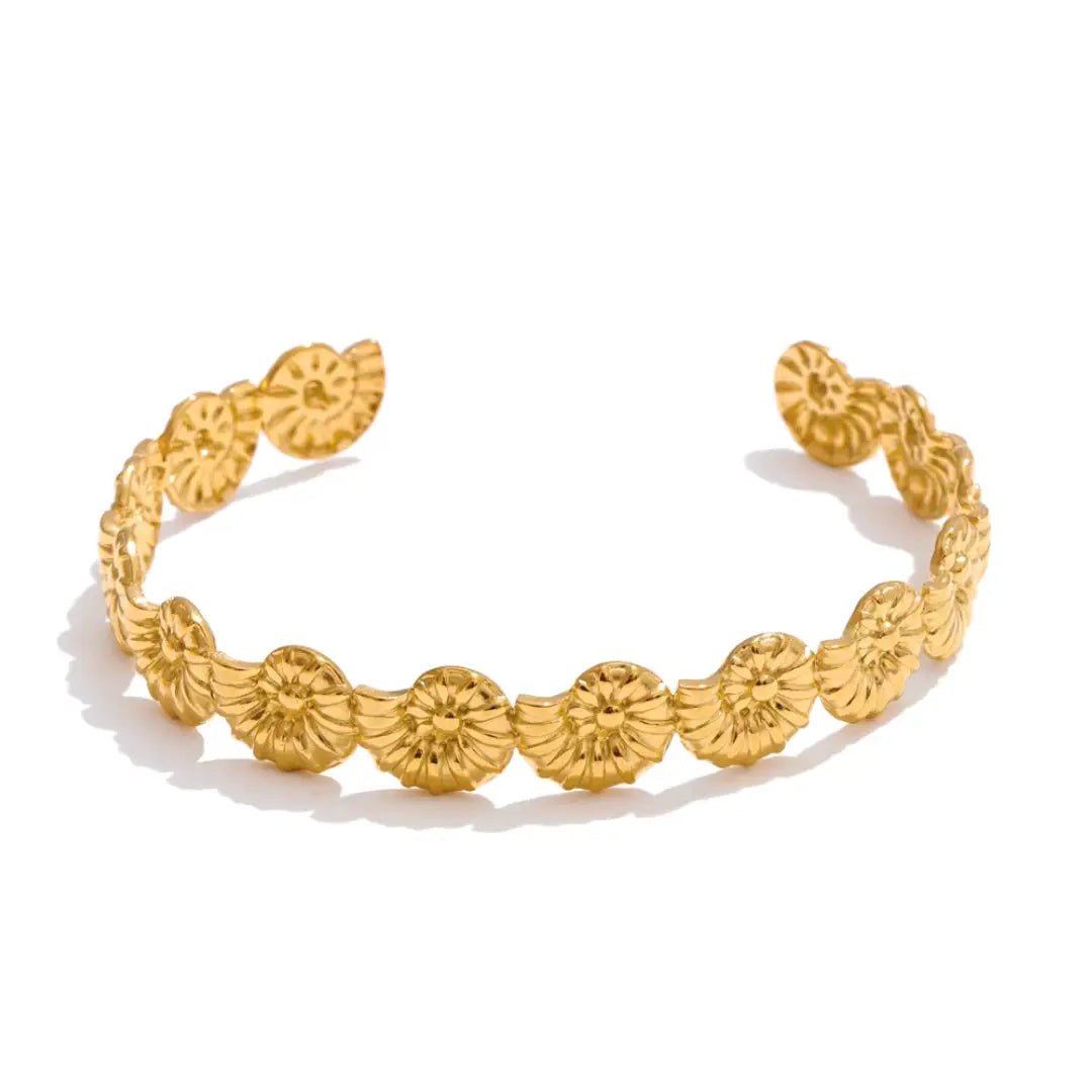 LIV BELLA VITA Talia Conch Adjustable Cuff Bracelet - The Salty Babebracelet