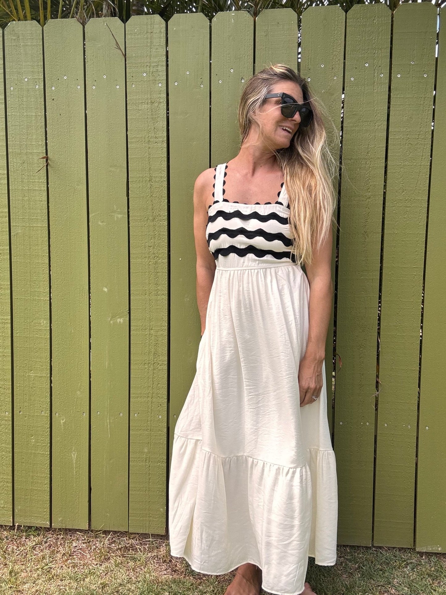 Love In The Sun Midi Dress - The Salty BabeDresses