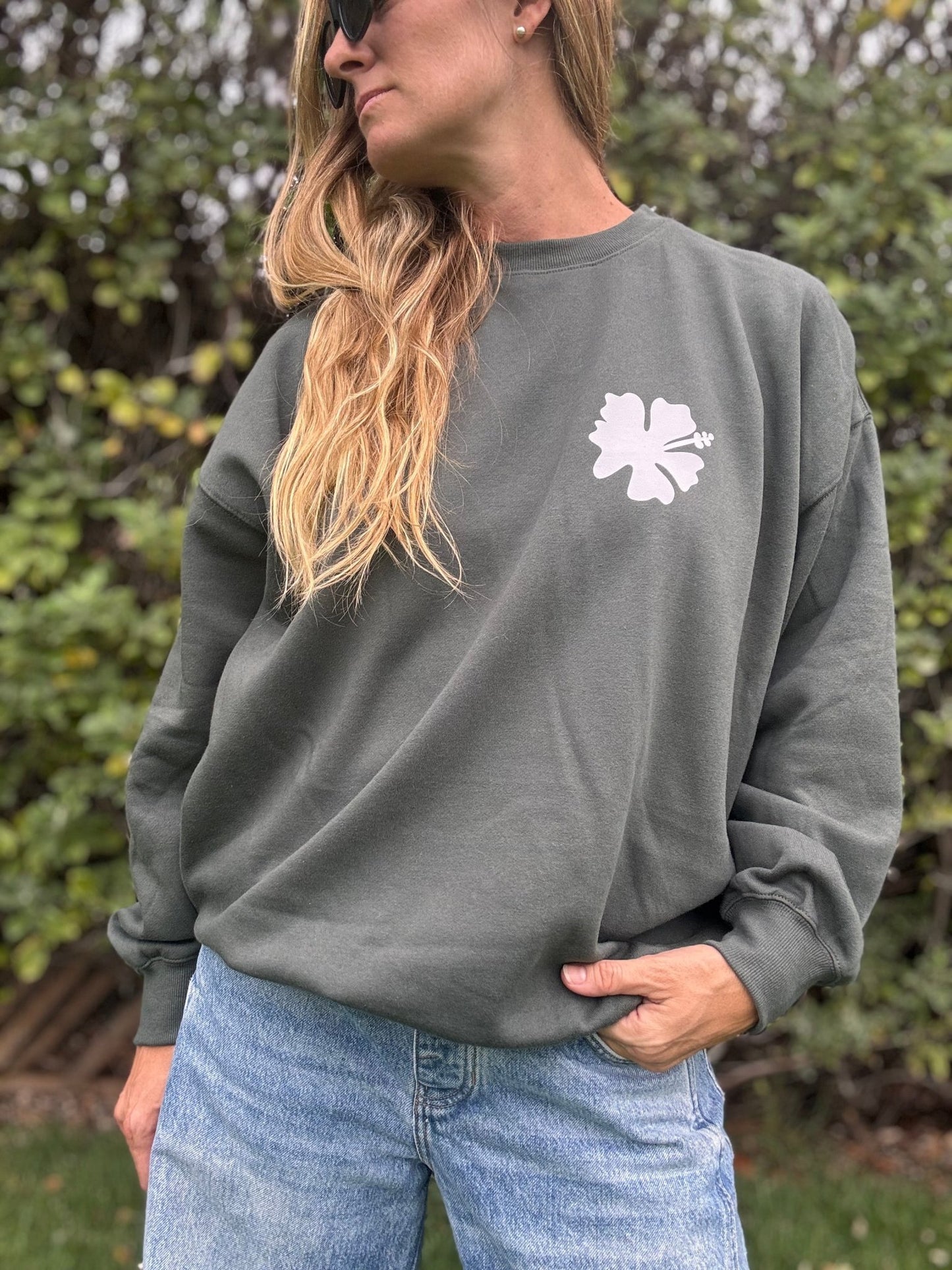 OMMS Hibiscus Crewneck Sweatshirt - The Salty BabeFleece Tops