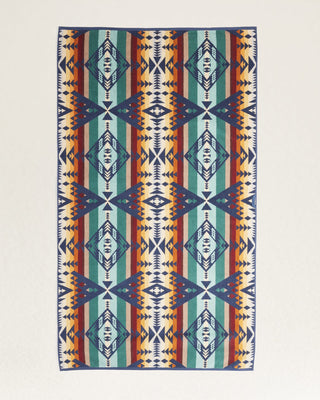 PENDLETON Oversized Jacquard Spa Towel - The Salty BabeTowel
