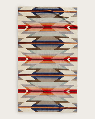 PENDLETON Oversized Jacquard Spa Towel - The Salty BabeTowel