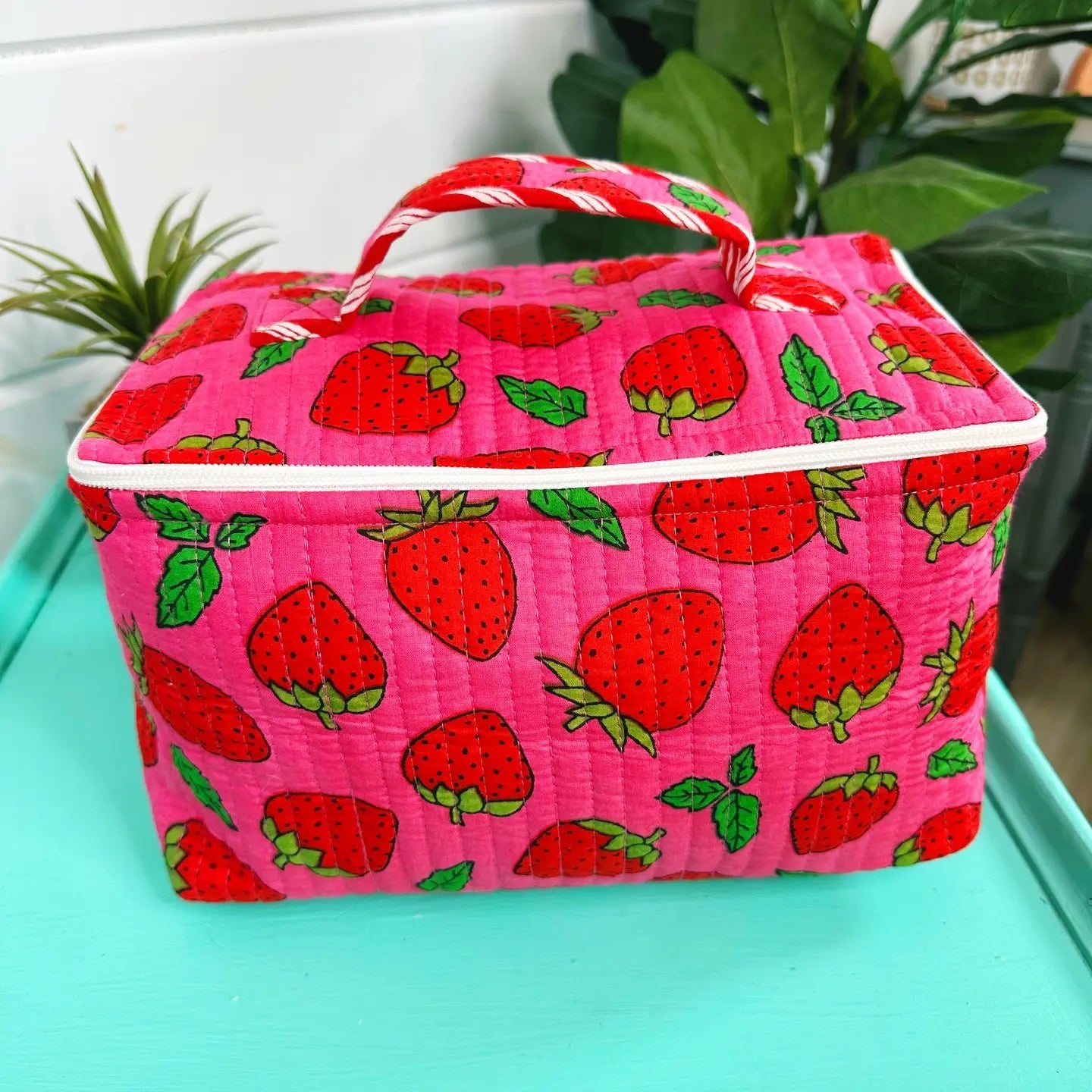 Quilted Cosmetics Bag - The Salty BabeMakeup Bags