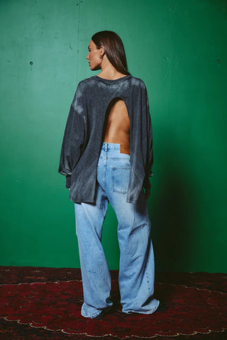 SABBI Baby Got Back Long Sleeve Tee-Charcoal | The Salty Babe