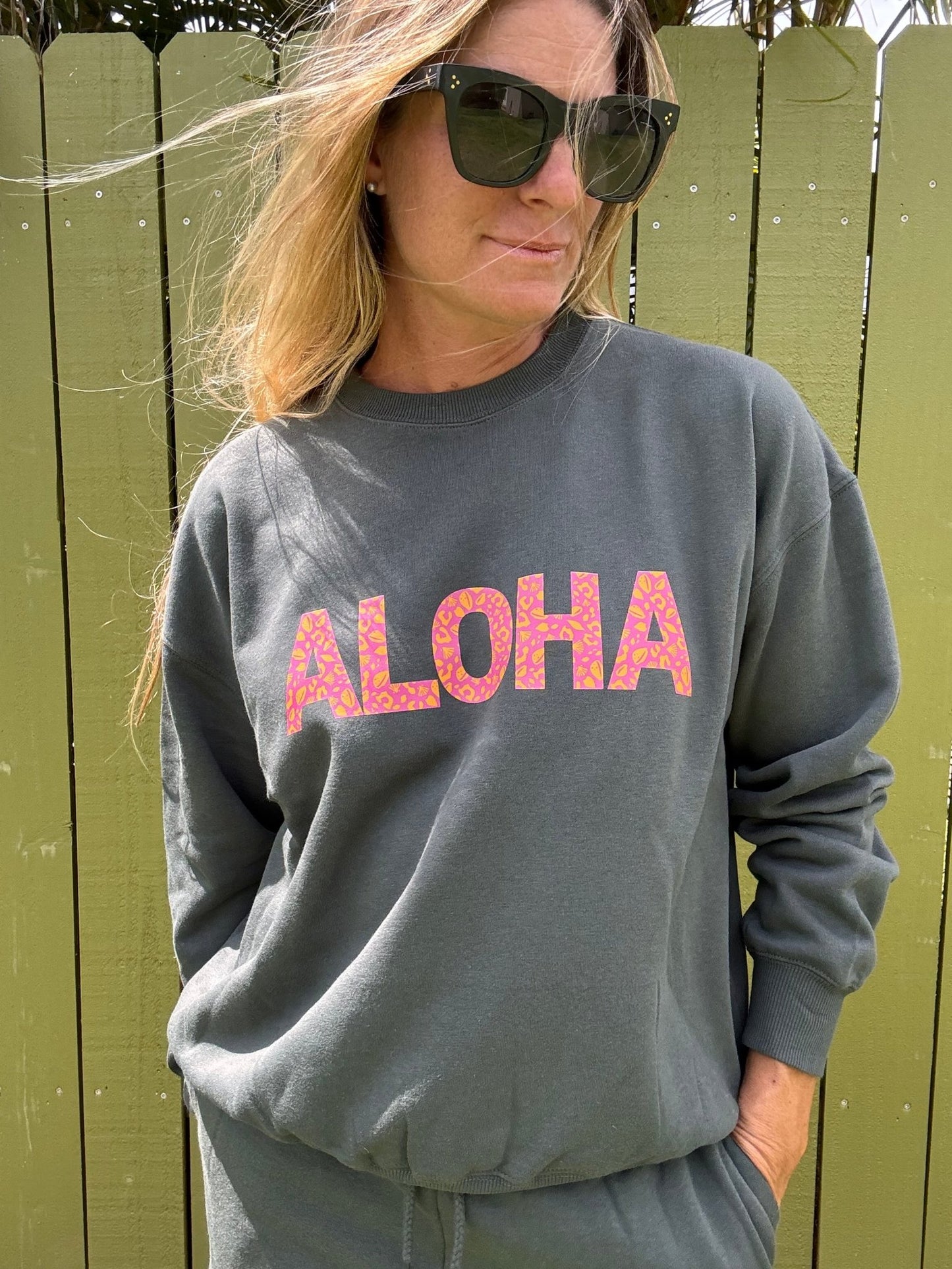Salty Shells Pink ALOHA sweatshirt - The Salty BabeFleece Tops