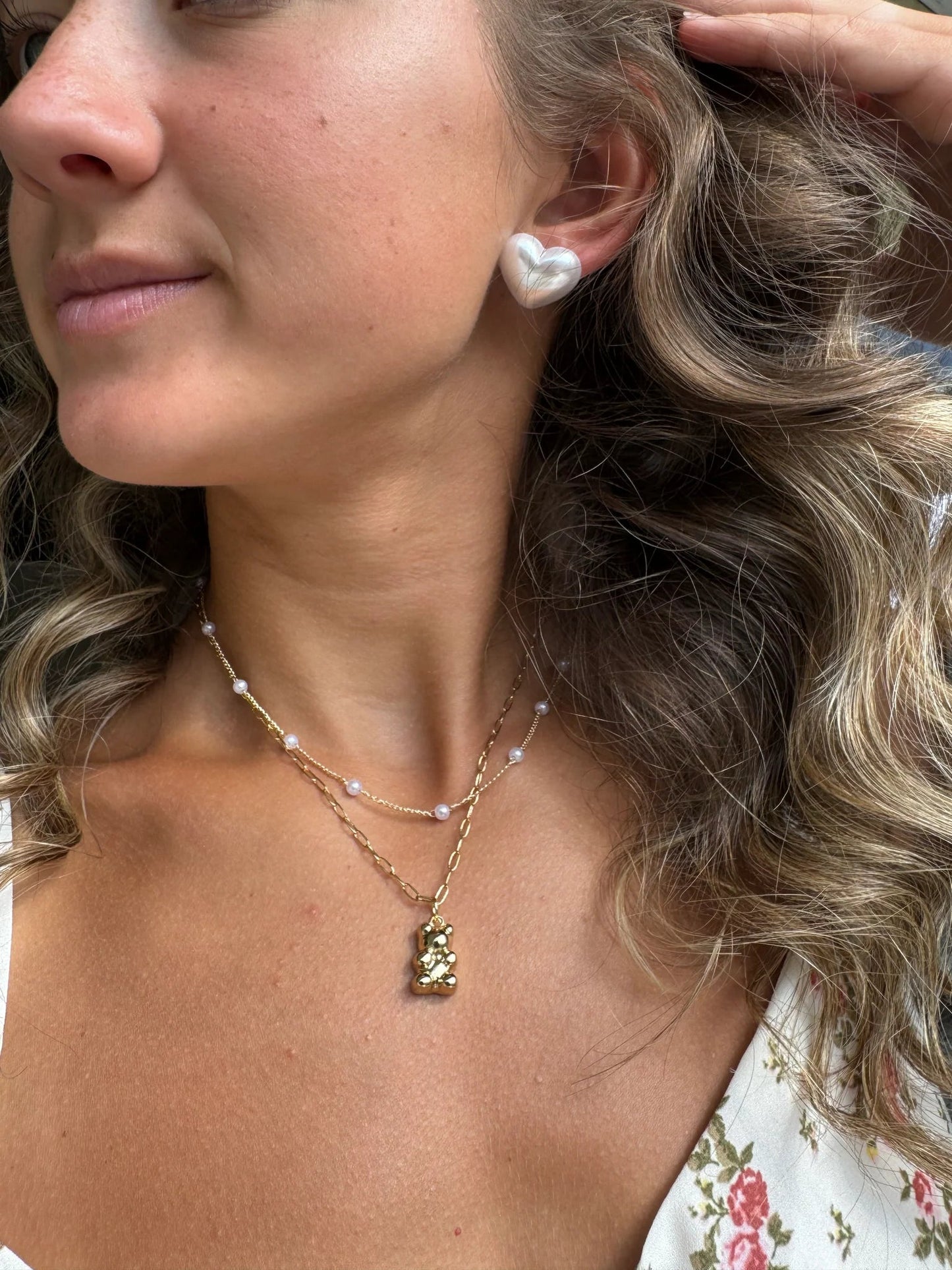 SG 20MM Pearl Heart Post Earrings - The Salty BabeJewelry