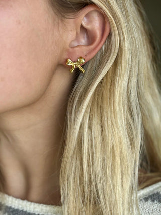 SG Ribbon Bow Post - Gold Fill - The Salty BabeEarrings