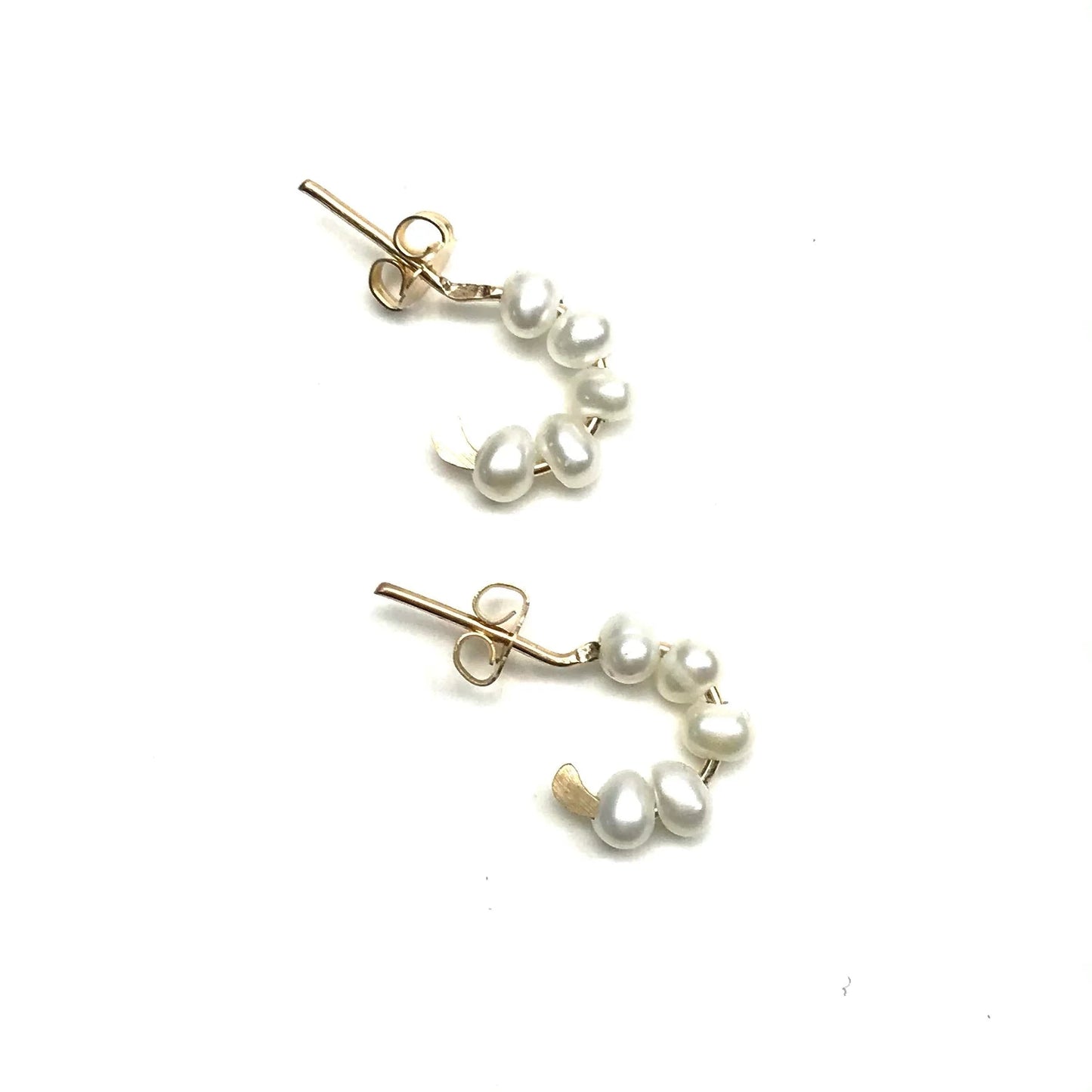 SG Small Pearl hoop earring - The Salty BabeJewelry