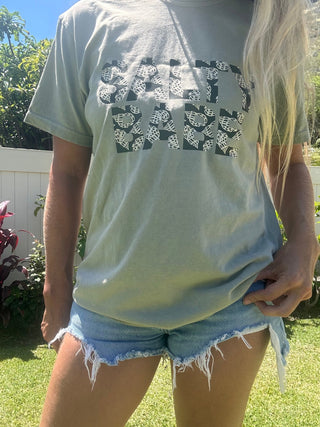 Shells SB tee - The Salty BabeGraphic Tee Shirts