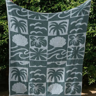 SUNDREAM Plush Throw Blanket - The Salty Babehomegoods