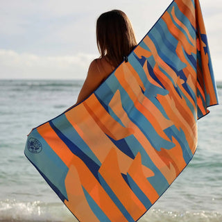 TAG ALOHA Kailua Canoe Club Towel - Waʻa - The Salty BabeBeach Towel