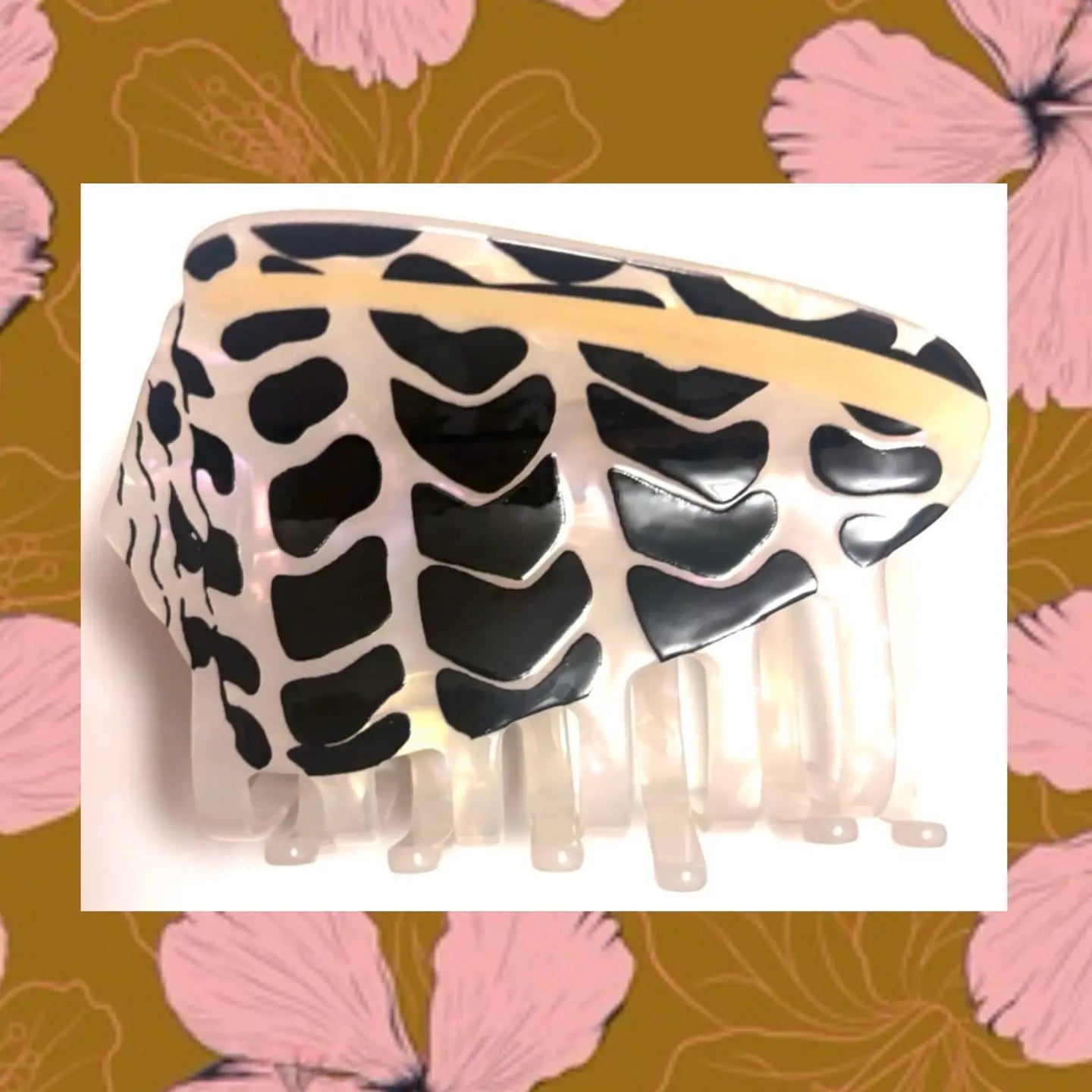 The Coconut Collective Claw Clip - The Salty BabeHair Accessories