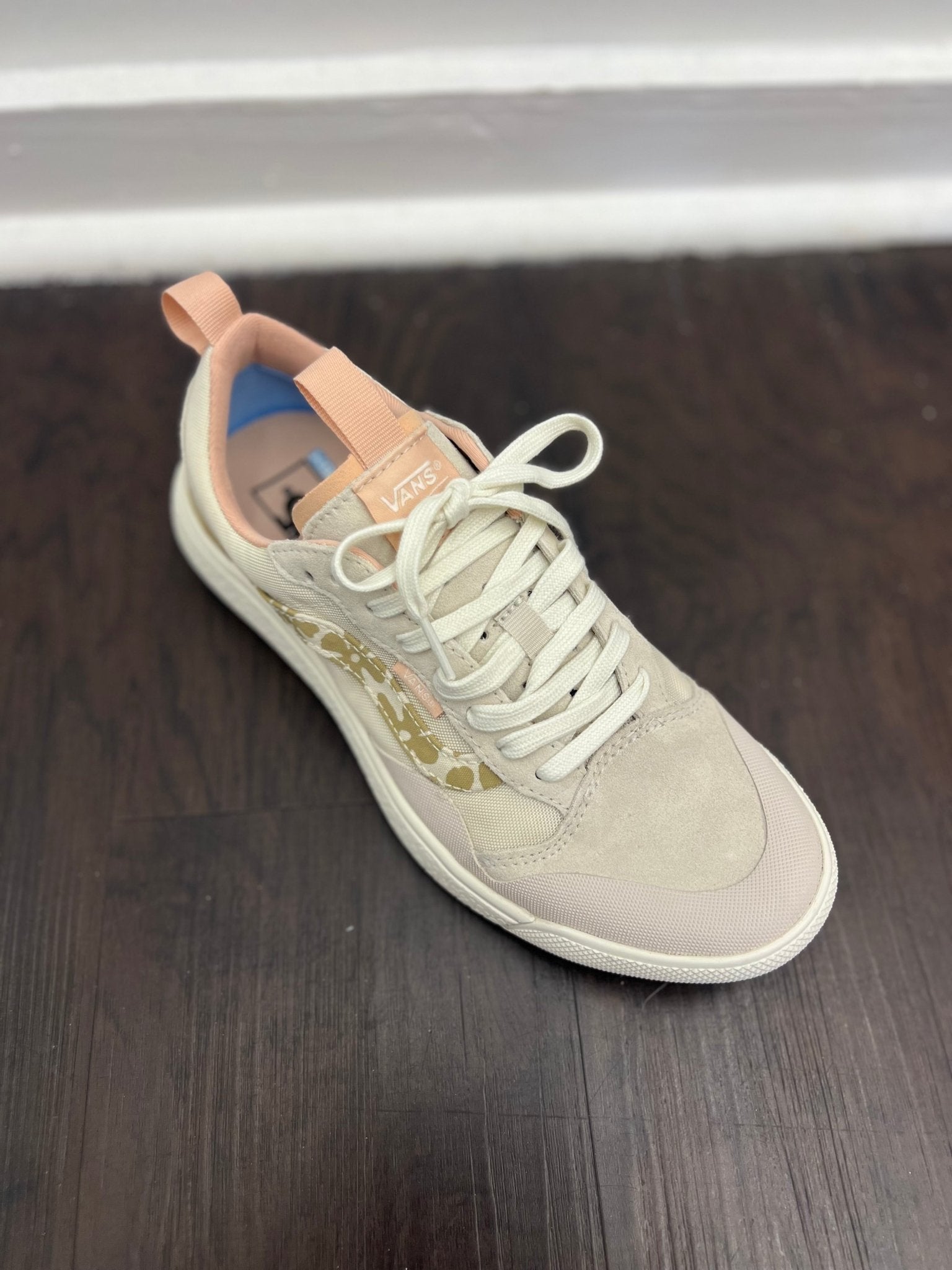 VANS Ultrarange EXO SE sneaker-Groovy Floral Khaki – The VANS Ultrarange EXO SE sneaker-Groovy Floral Khaki – The