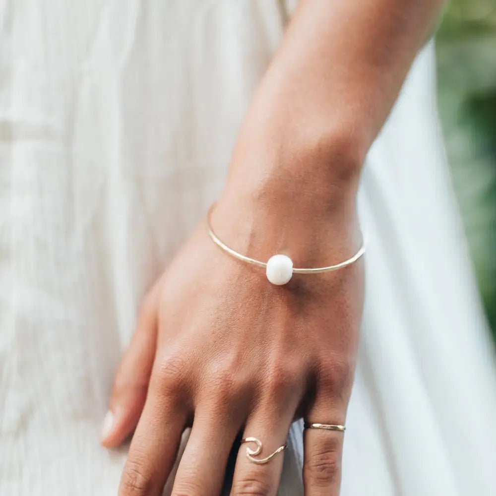 White Pearl Harbor Bangle - The Salty Babebracelet